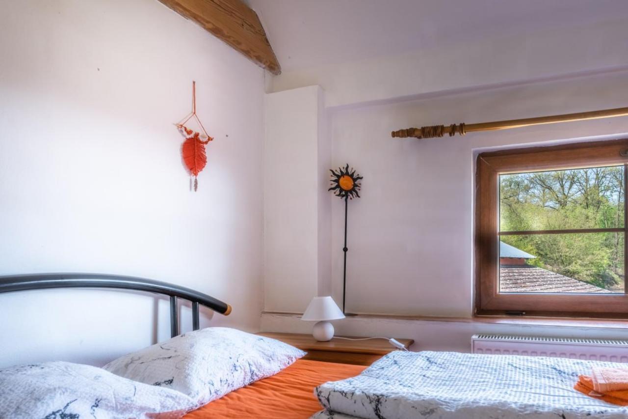 Lisov  Ranc Cerveny Mlynヴィラ エクステリア 写真